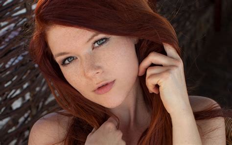 Mia Sollis is a female pornstar currently ranked number 1,403 at PORN.COM. With 489 total videos available, Mia Sollis's videos have been viewed 104 times. Born in Praha, Czech Republic on October 20, 1990, this 5'6" tall redhead has green eyes. Mia Sollis Info Social Links: Gender: Female Birthday: October 20, 1990